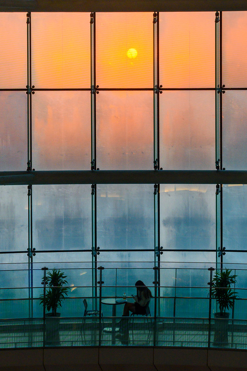 サンセット・トランジット — 第2ターミナル